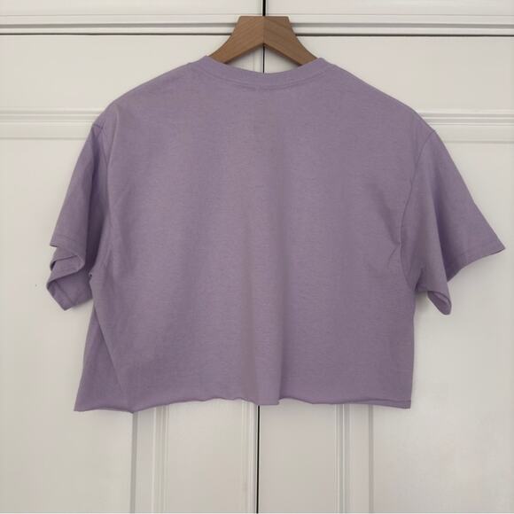 Hello Kitty by Sanrio 100% Cotton Cherry Cropped Tee Raw Hem Short Sleeve Top M - Picture 2 of 8